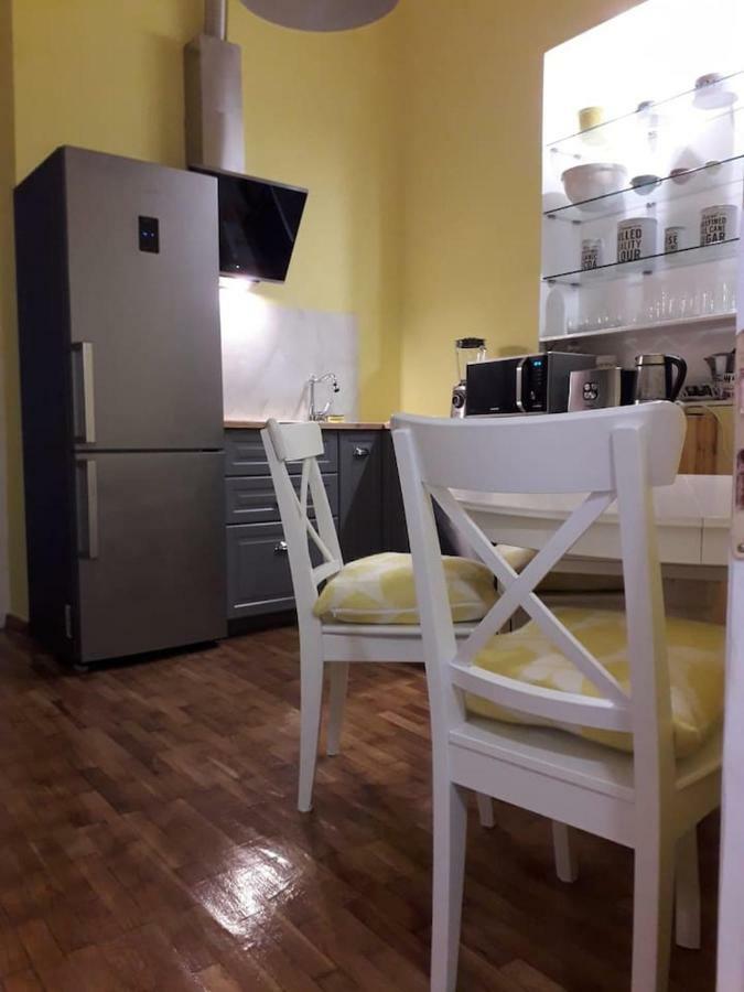 Ferienwohnung La Dolce Vita, Luxury In The Absolute Center Burgas City Exterior foto
