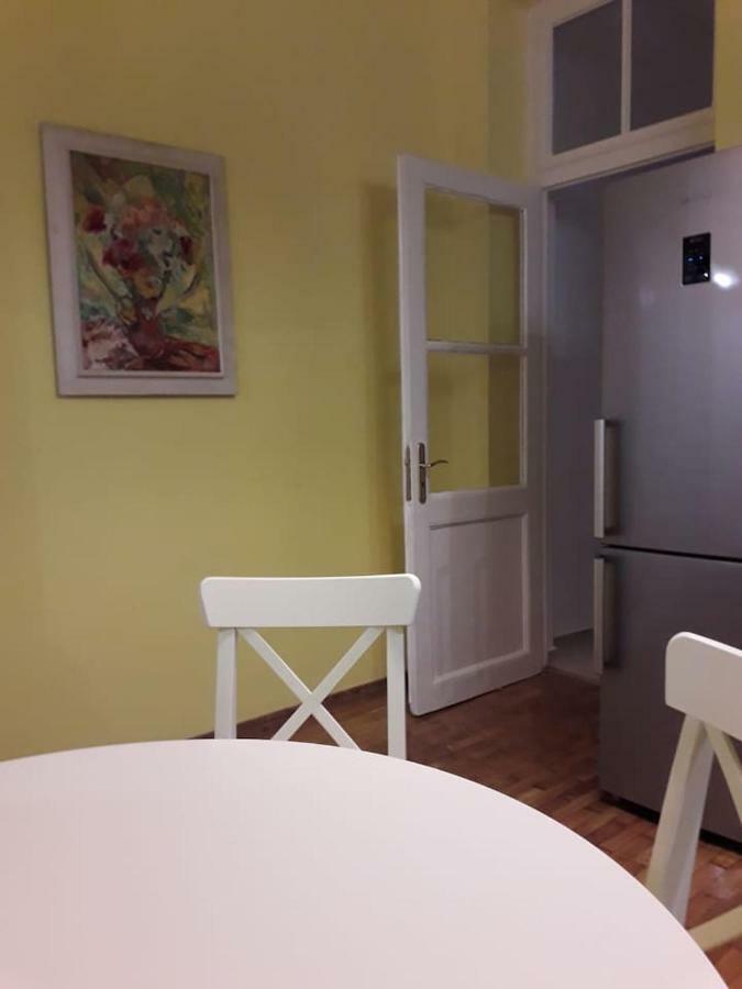 Ferienwohnung La Dolce Vita, Luxury In The Absolute Center Burgas City Exterior foto